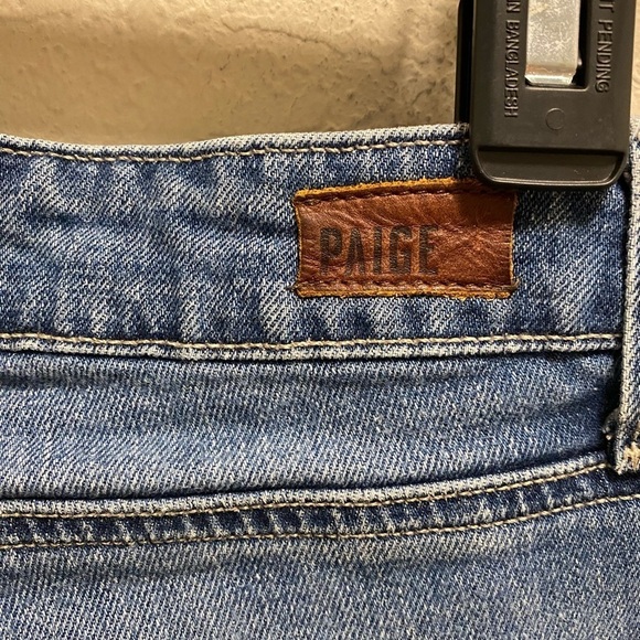 Paige Jimmy Jimmy Distressed Cuffed Denim Short Size 27 - Picture 5 of 9